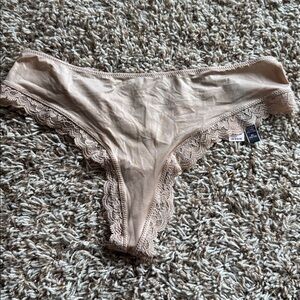 💖 Victoria Secret Very Sexy Thong Panty SEXY - Medium M Nude